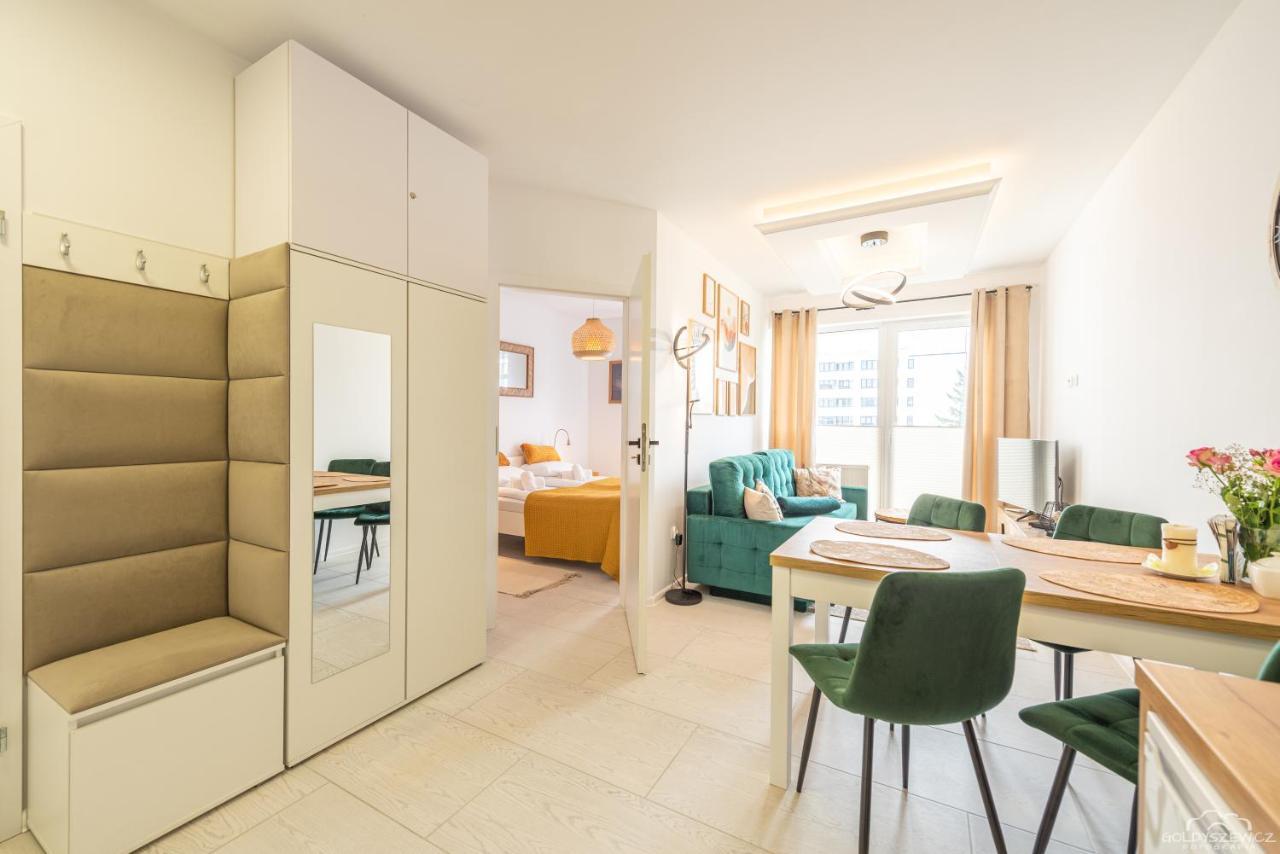 Horyzont Apartamenty - Kapitanski Mostek- Blisko Portu- Sniadania Kolobrzeg Dış mekan fotoğraf