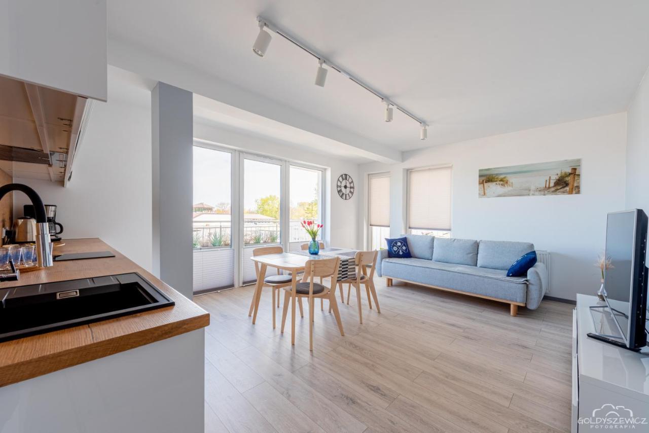 Horyzont Apartamenty - Kapitanski Mostek- Blisko Portu- Sniadania Kolobrzeg Dış mekan fotoğraf